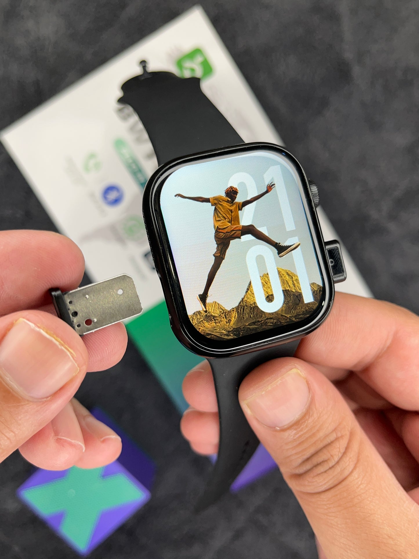 BW11 4G SIM Smartwatch – Phone Watch with Camera & Connectivity