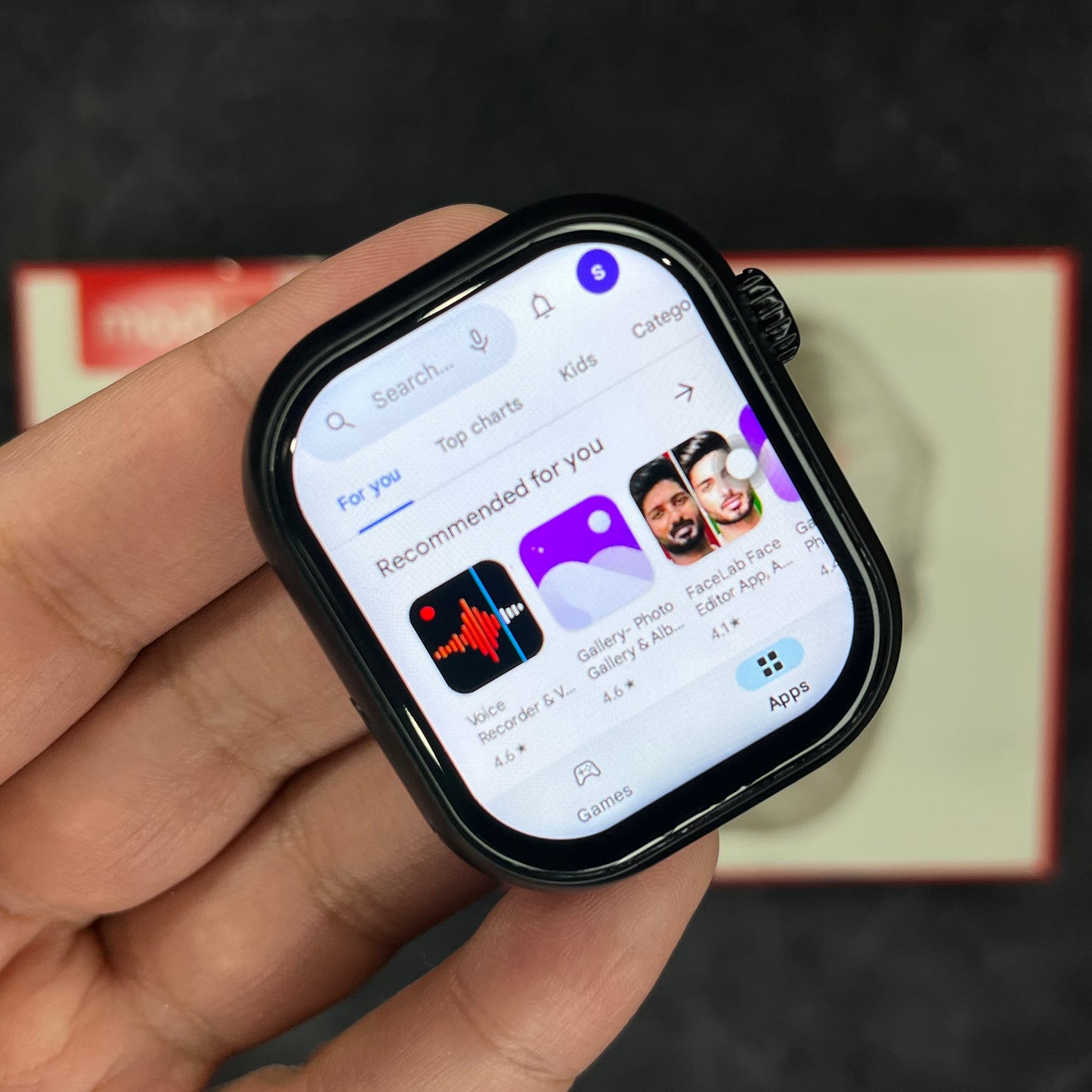 ST12 Android smartwatch apps WhatsApp YouTube TikTok support Pakistan